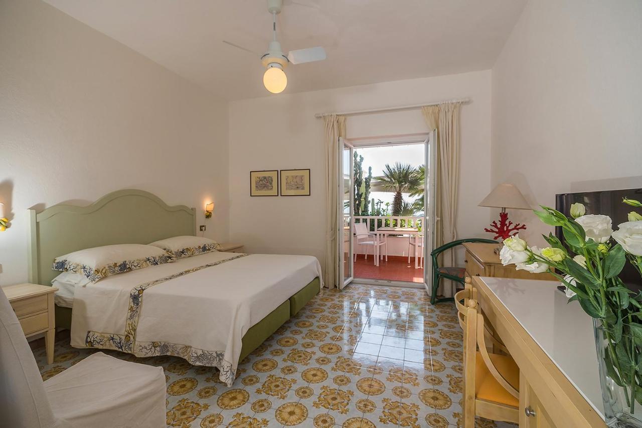 Hotel Villa Maria Sant'Angelo  Eksteriør bilde