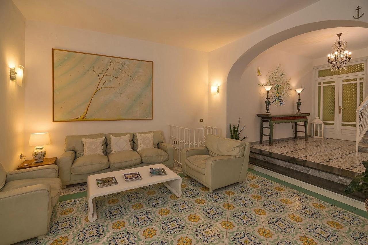 Hotel Villa Maria Sant'Angelo  Eksteriør bilde